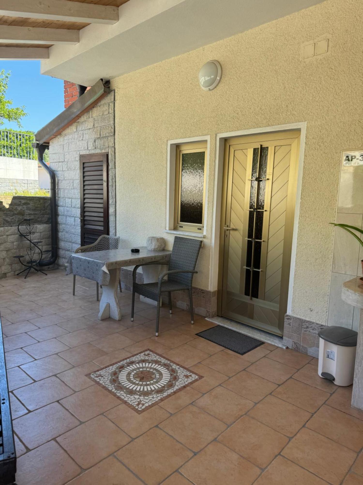 Apartments And Rooms Orazem Zoro Portorož Dış mekan fotoğraf